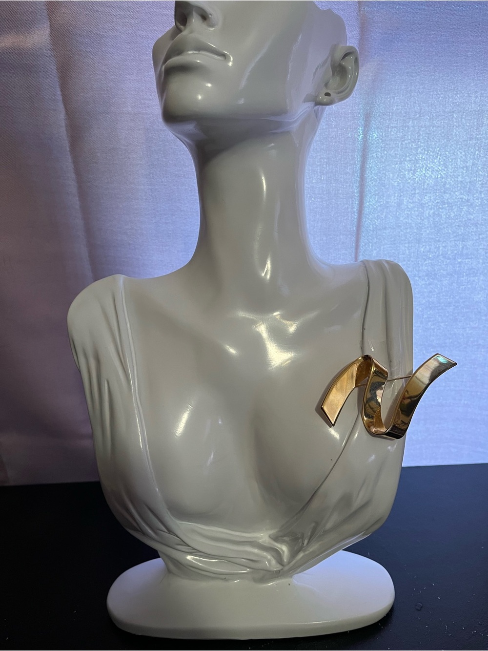 Monet Gold-Tone Ribbon Wave Brooch - Picture 2 of 6